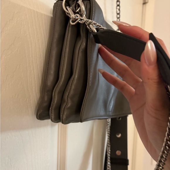 Allsaints Stylish Grey Leather Shoulder chain Bag - Picture 6 of 9